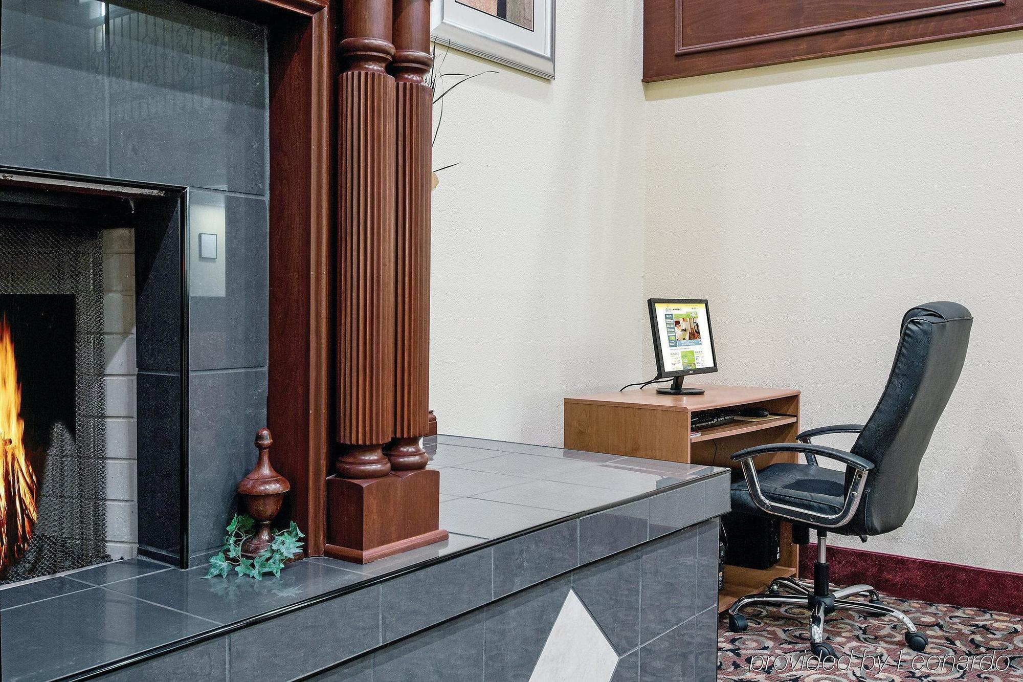 Inn Baymont By Wyndham Auburn